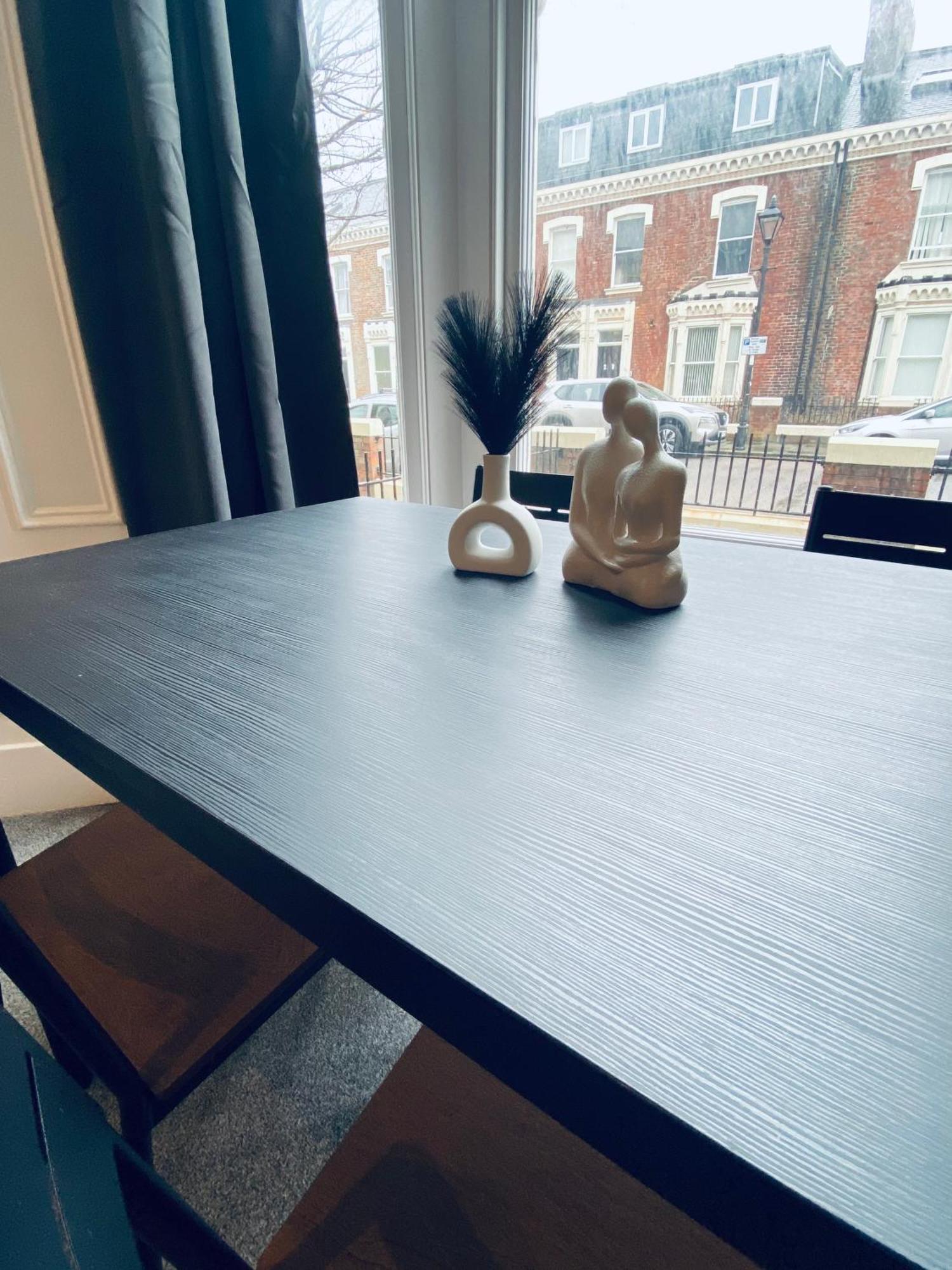 Flex Lets - Azalea Terrace Apartments Sunderland  Luaran gambar