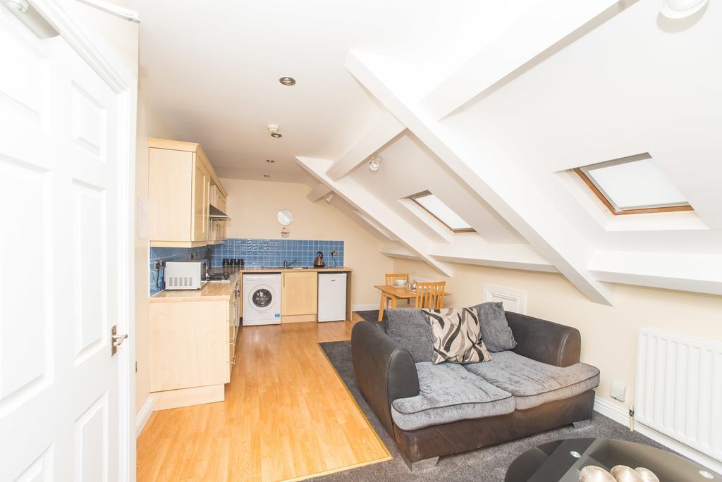 Flex Lets - Azalea Terrace Apartments Sunderland  Luaran gambar